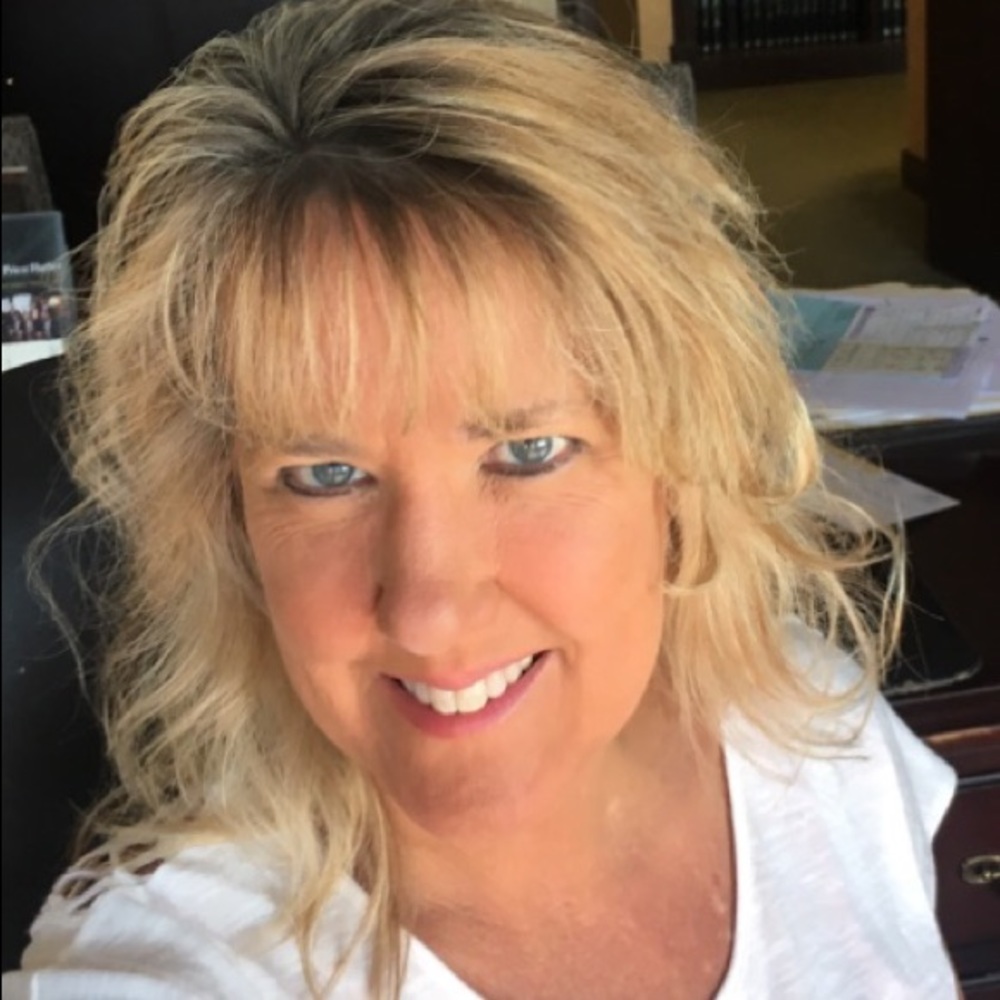 Meet your Posher, Lisa